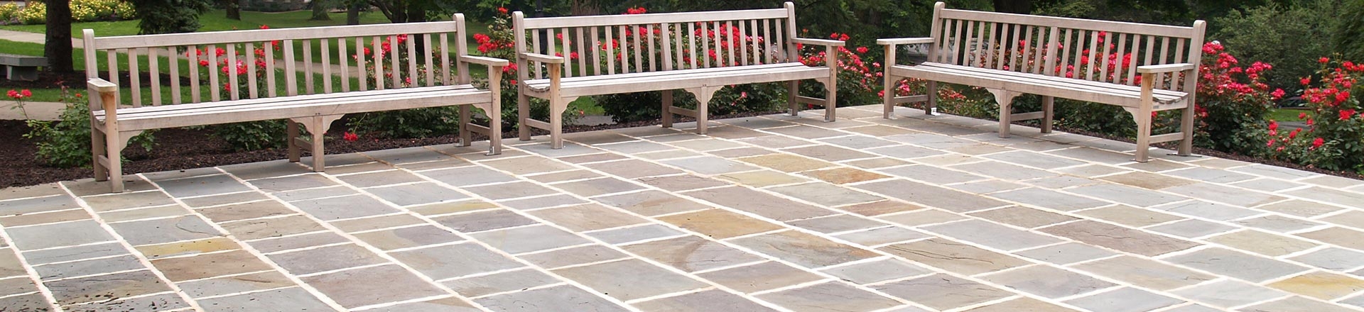 outdoor-banner_1920x440_acf_cropped